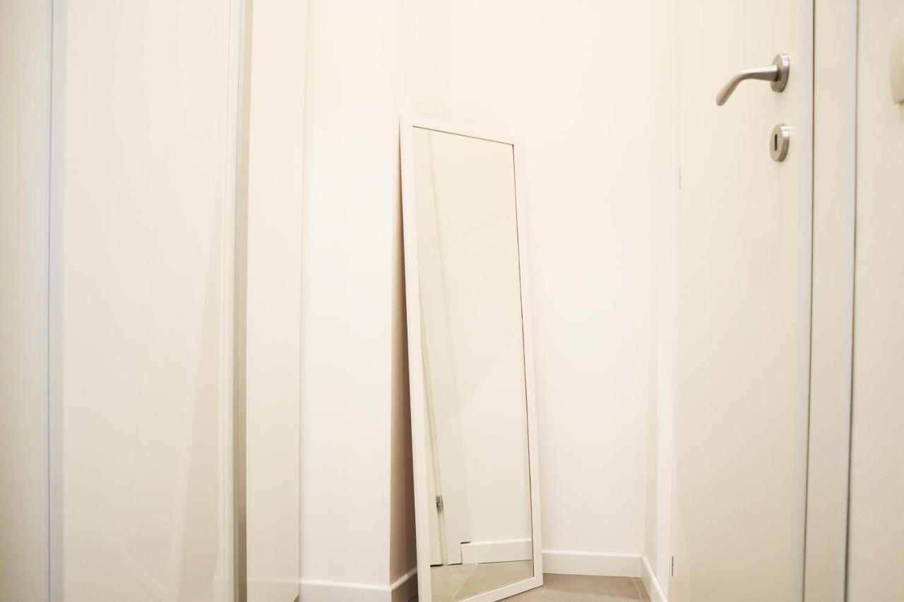 شقة ميلان  في Navigli Tiny Bright House المظهر الخارجي الصورة